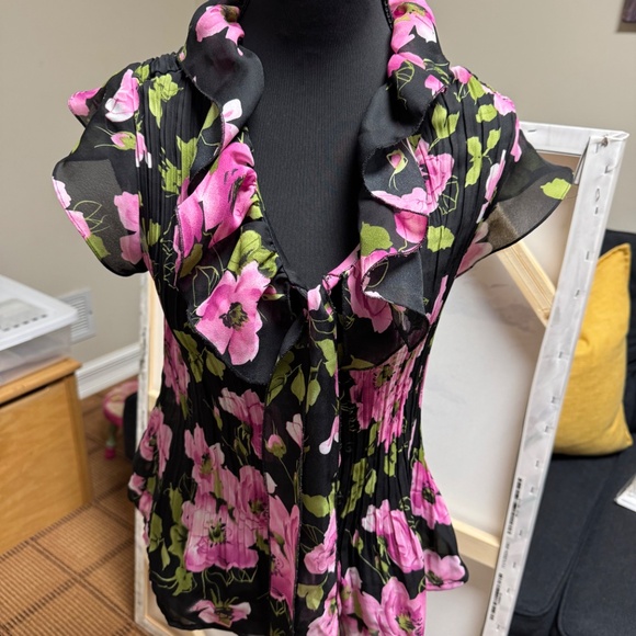 Adorable Sunny Leigh Blouse Size Small - Picture 2 of 5
